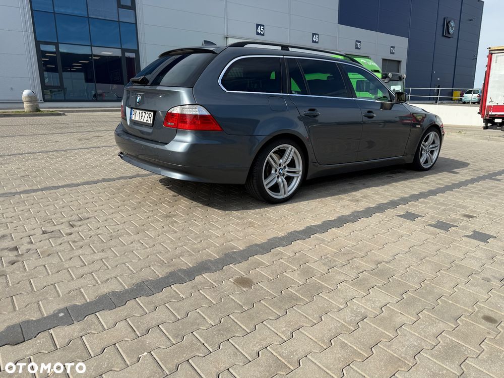 BMW Seria 5 530d Sport-Aut Edition Sport - 2