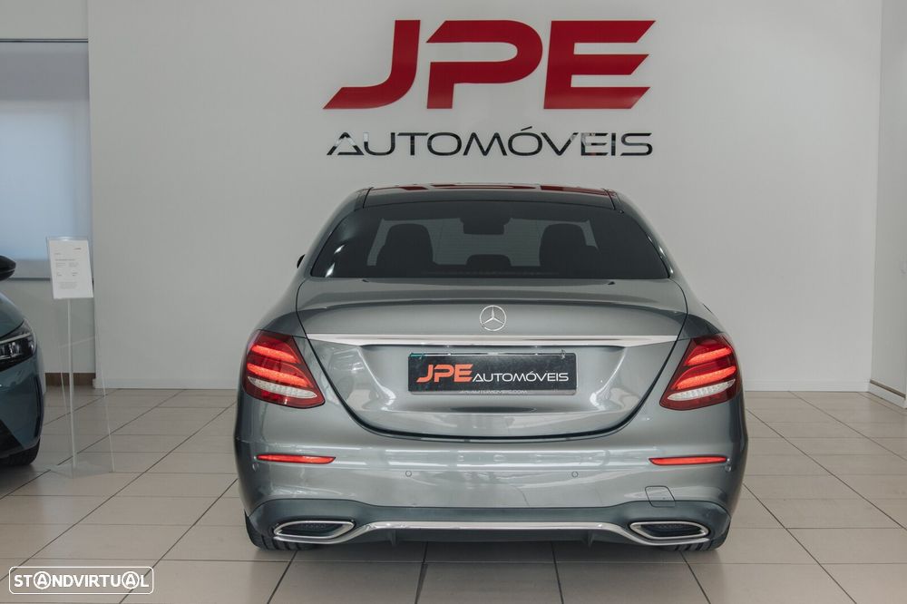 Mercedes-Benz E 220 d AMG Line - 4