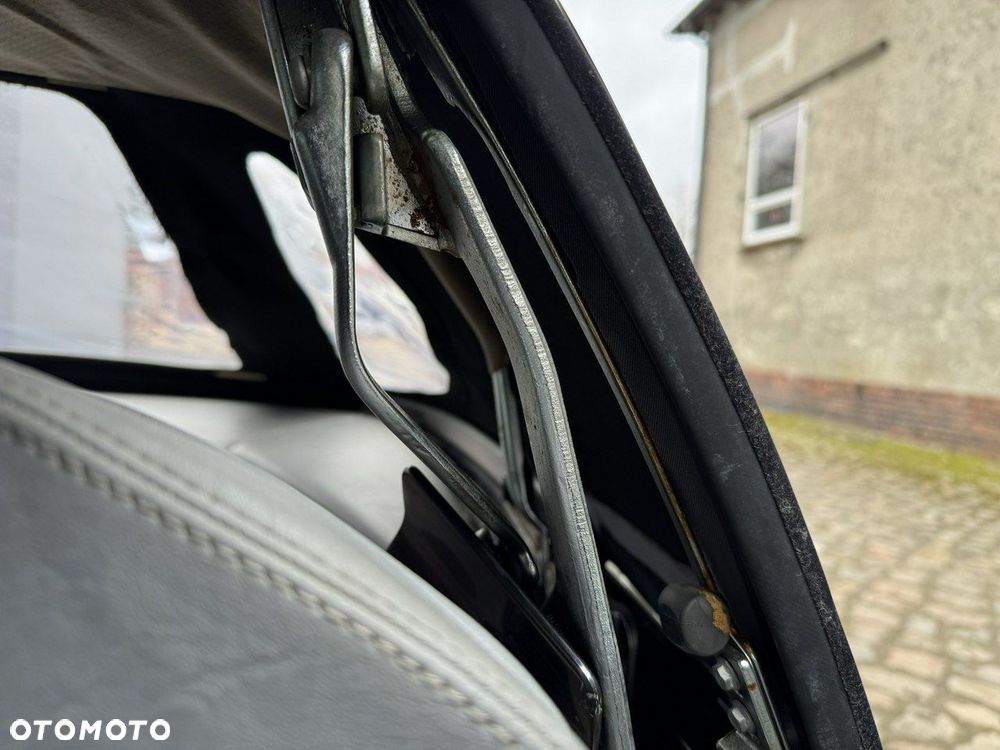 Mercedes-Benz SL - 22