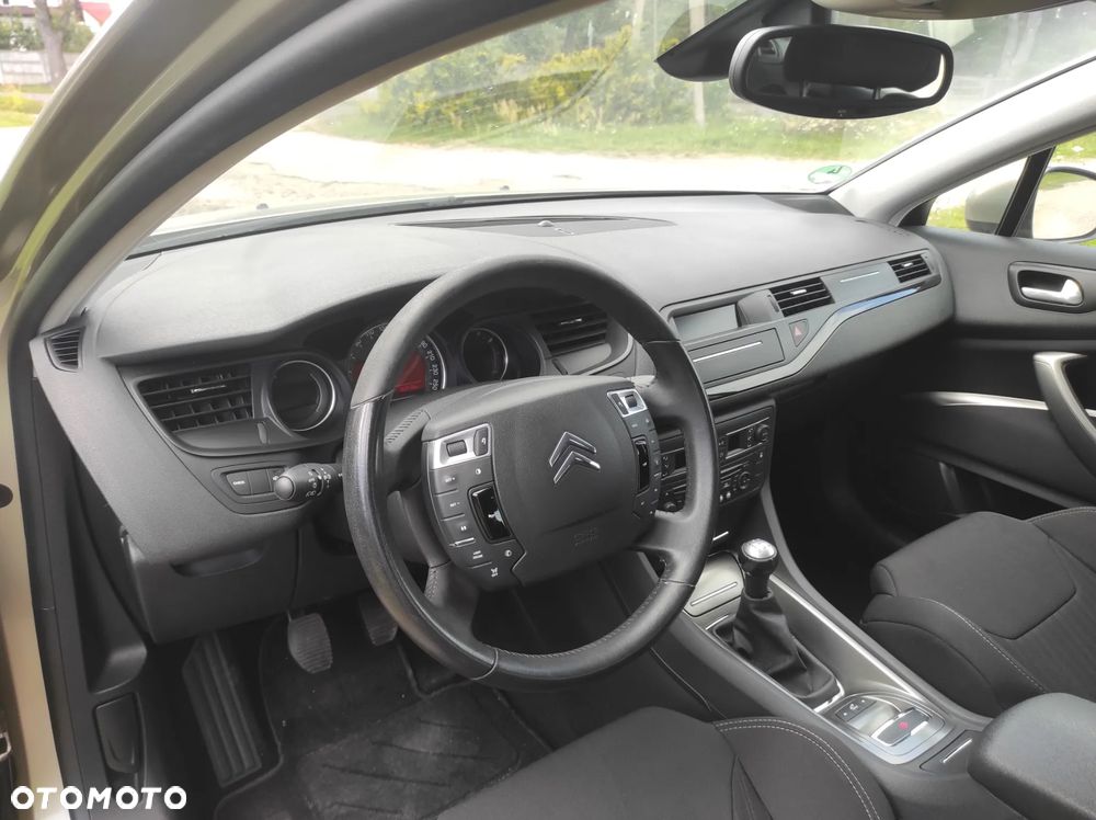 Citroën C5 2.0 16V Confort - 11