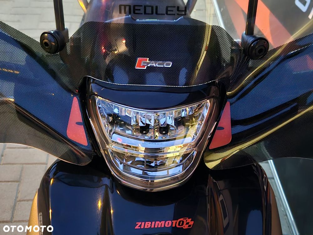 Piaggio Medley - 22