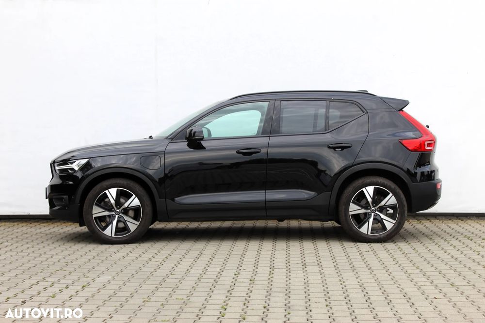 Volvo XC 40 - 3