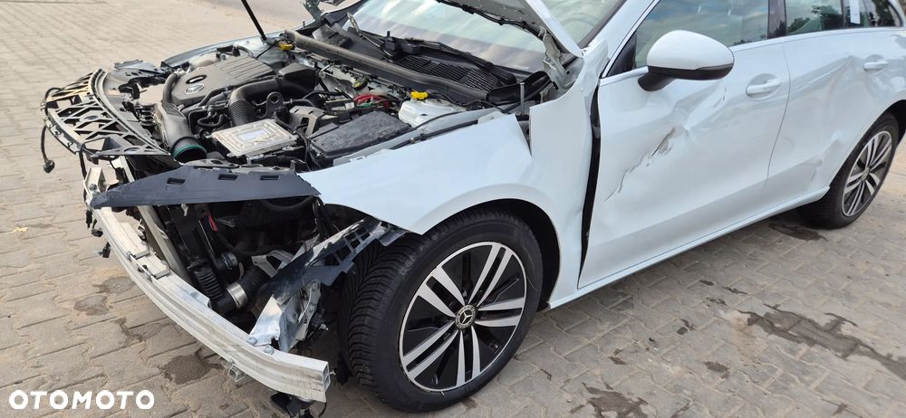 Mercedes-Benz CLA 180 - 15