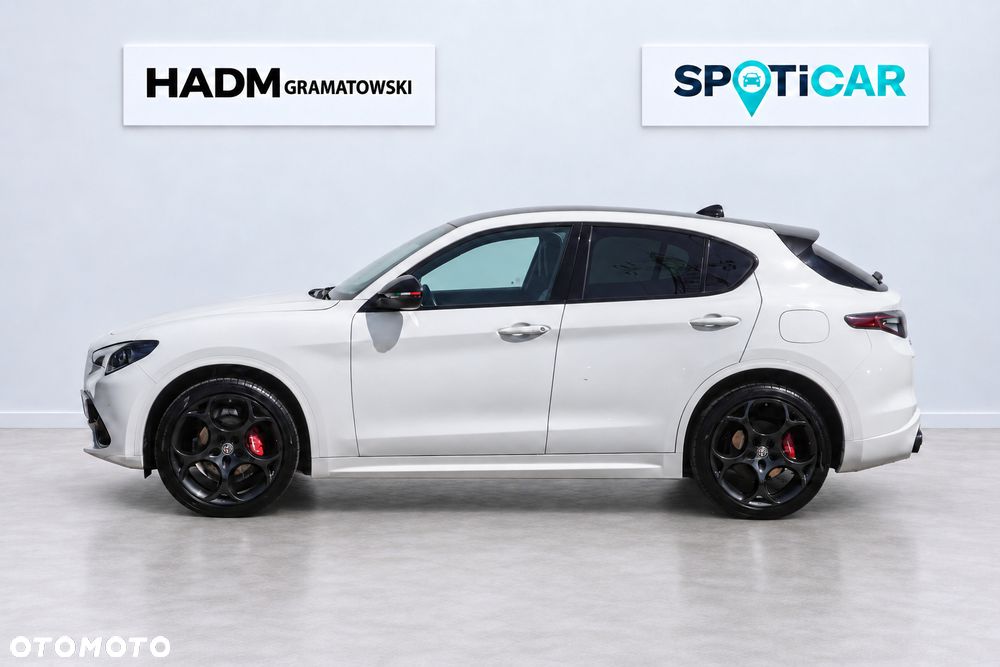 Alfa Romeo Stelvio 2024 photo 5