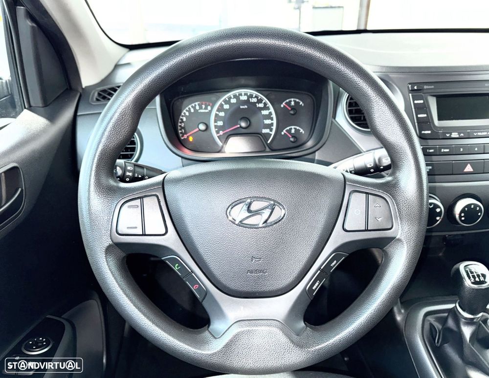 Hyundai i10 1.0 Urban GPL+Bluet. +Ctrl+Far.Nev.+Led.+Sen.Estac. - 7