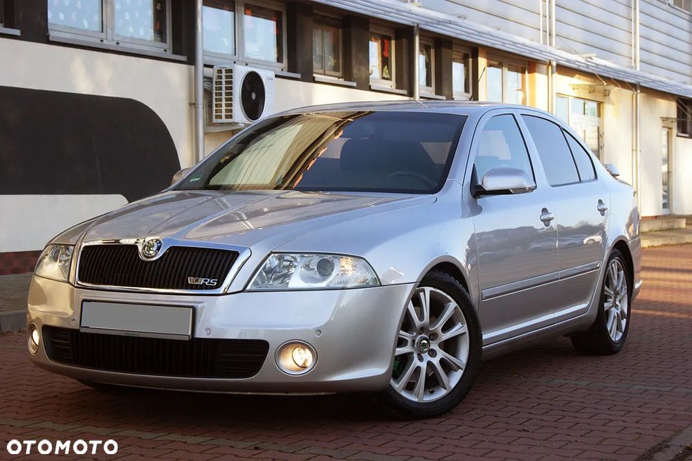 Skoda Octavia 2.0 TFSI RS - 2