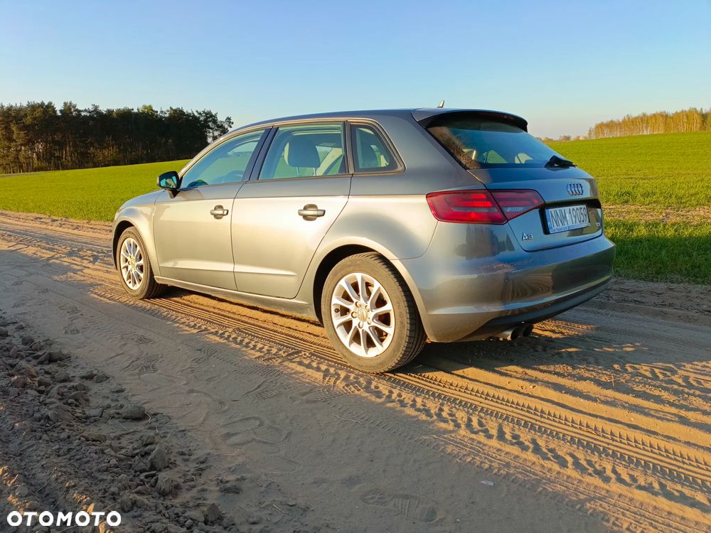 Audi A3 Sportback 2.0 TDI Ambition - 5