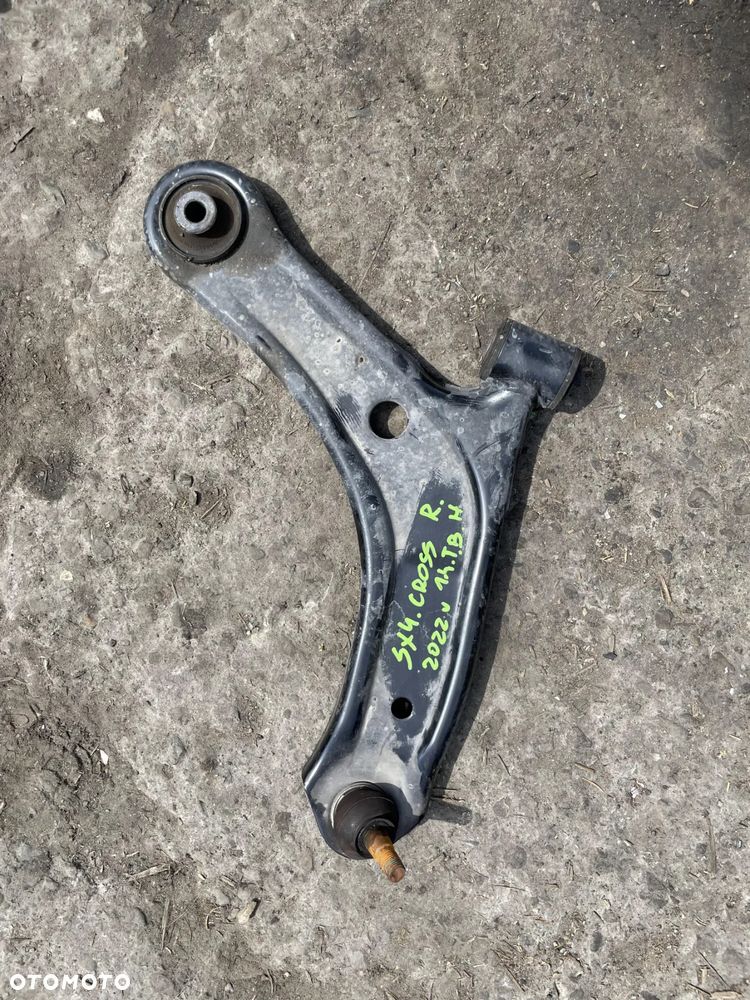 Wahacz prawy Suzuki SX4 S-Cross 1.4 TB Hyb 2022 OE - 1