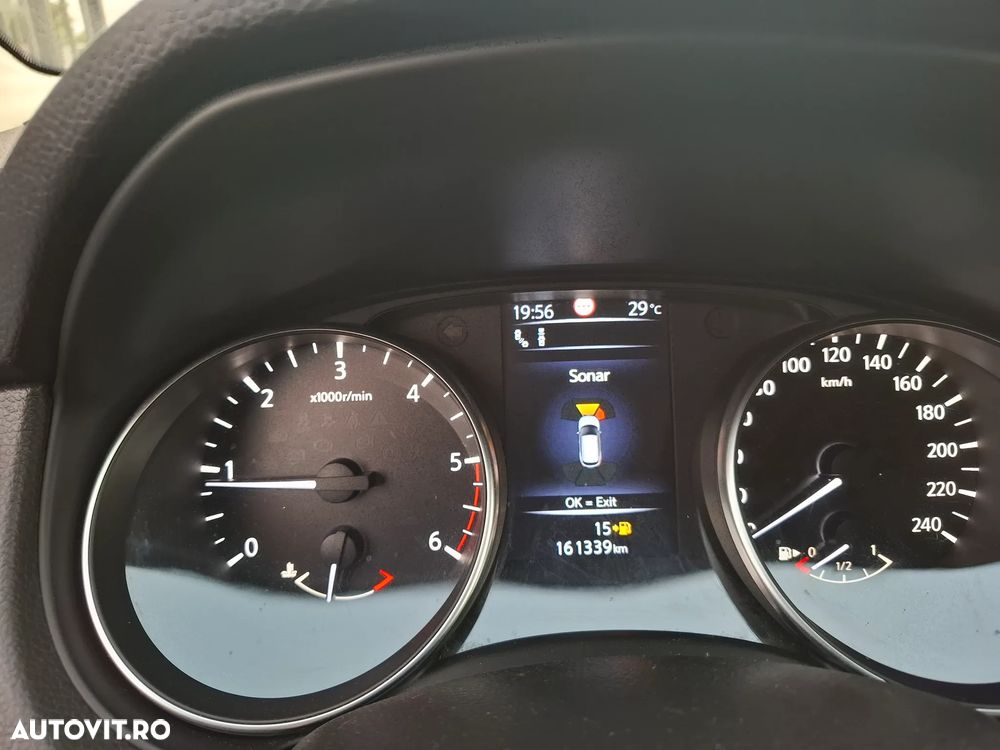 Nissan Qashqai 1.5 DCI Start/Stop N-Connecta - 31