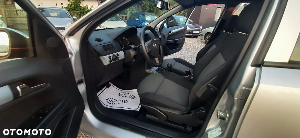 Opel Astra - 28