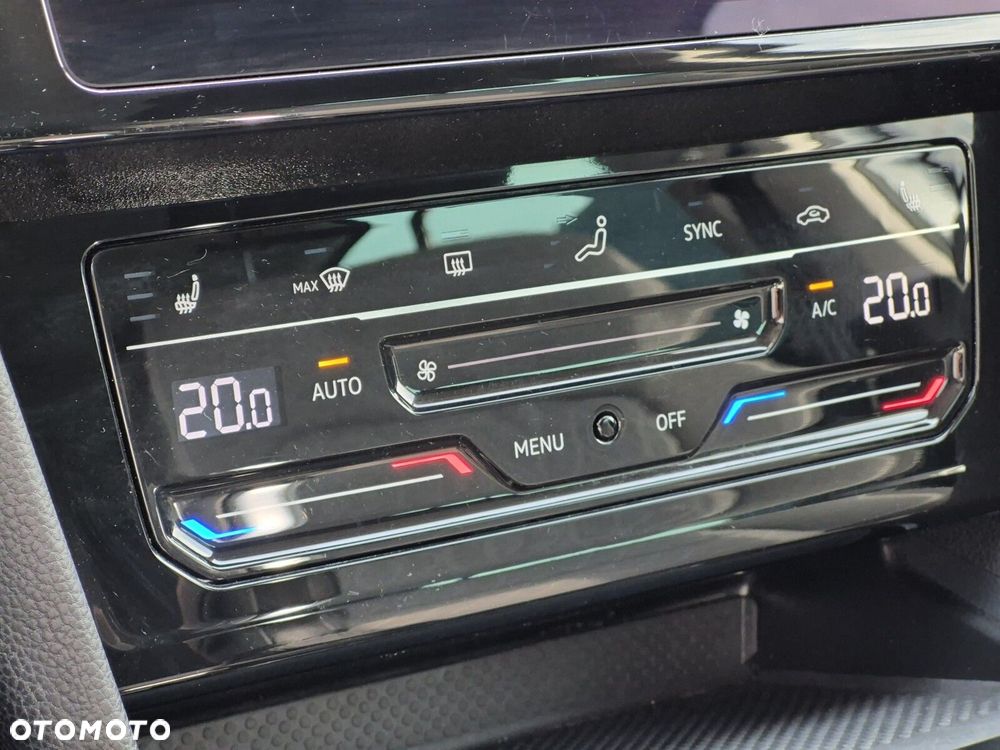 Volkswagen Passat Variant 2.0 TDI SCR Business DSG - 22