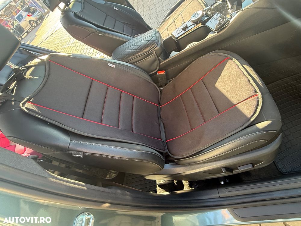 Kia Sportage 1.6 T-GDI 7DCT HP 4x2 MHEV Style - 13