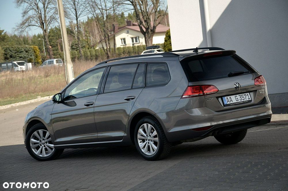 Volkswagen Golf - 12