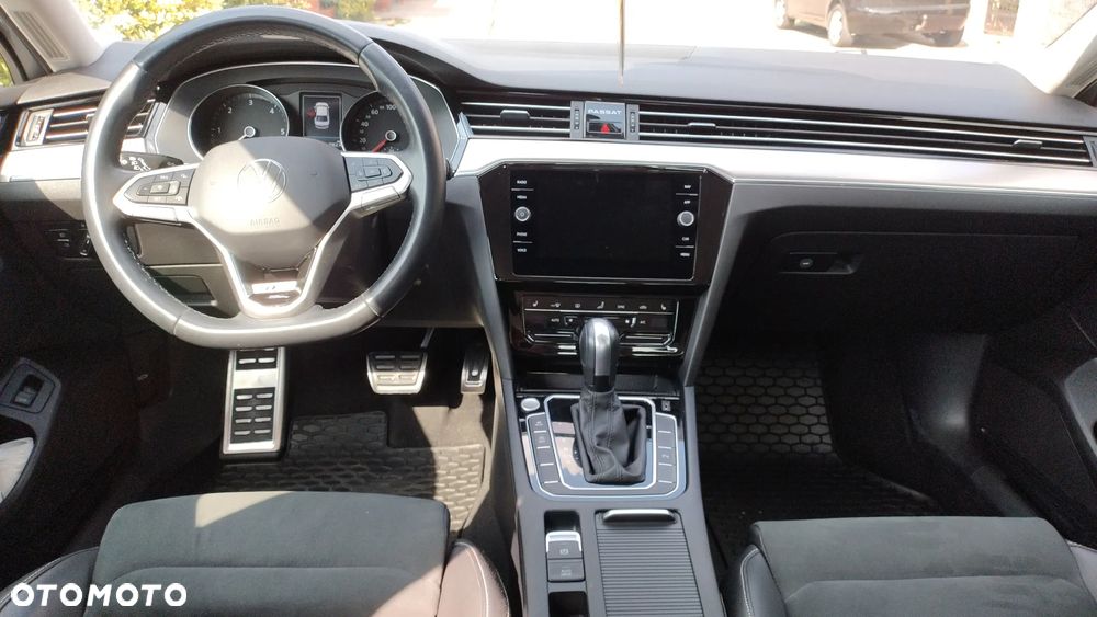 Volkswagen Passat 2.0 TDI EVO Elegance DSG - 6