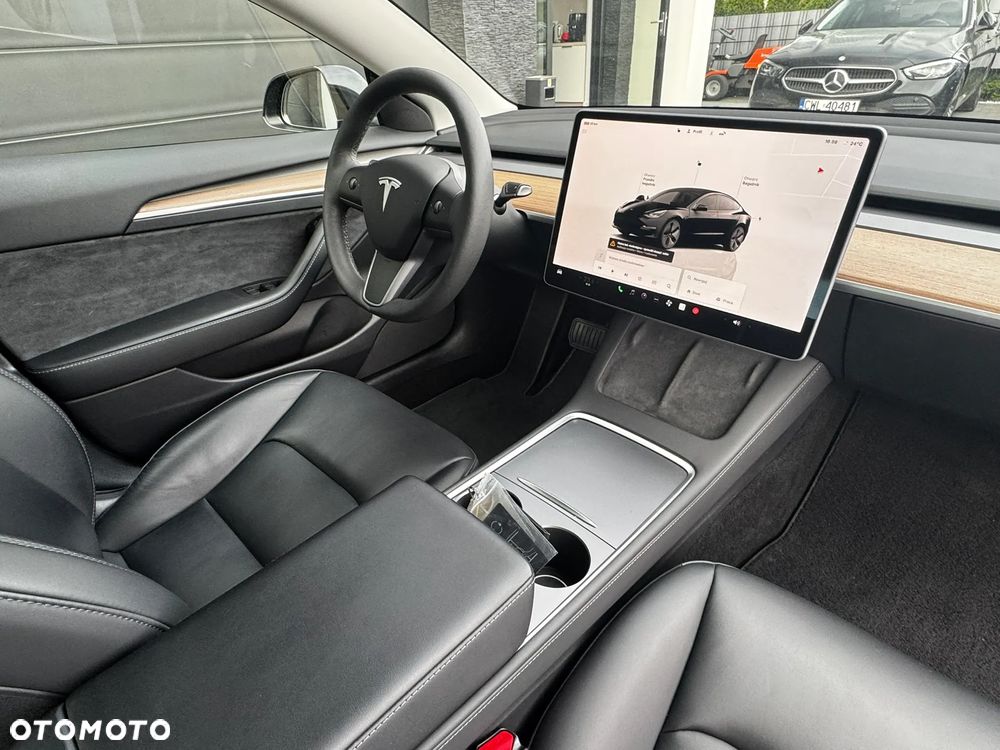 Tesla Model 3 Langstreckenbatterie Allradantrieb Dual Motor - 19