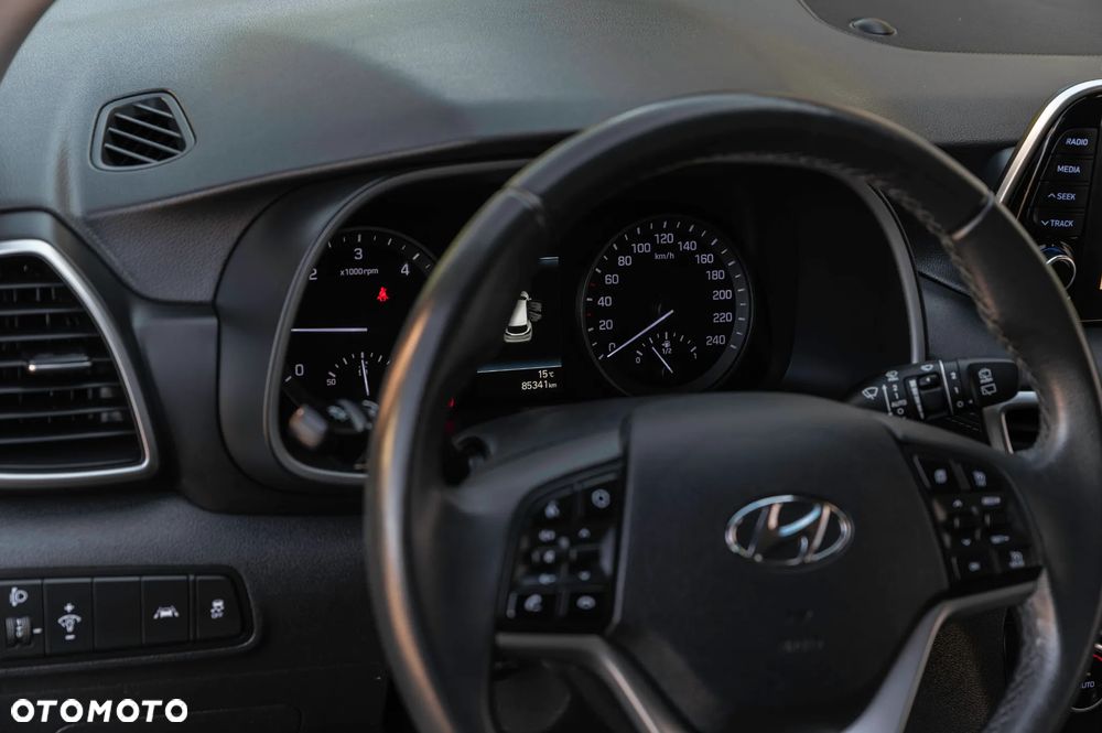 Hyundai Tucson blue 1.6 CRDi 2WD Style - 32