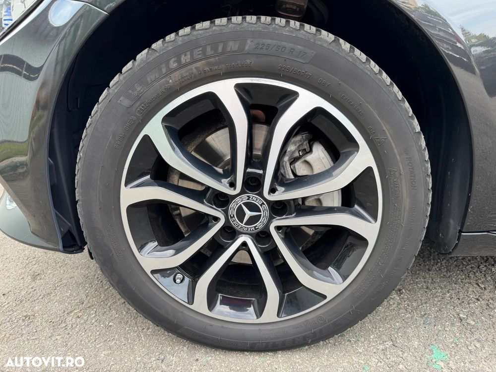 Mercedes-Benz C 220 d 4Matic 9G-TRONIC Avantgarde - 20
