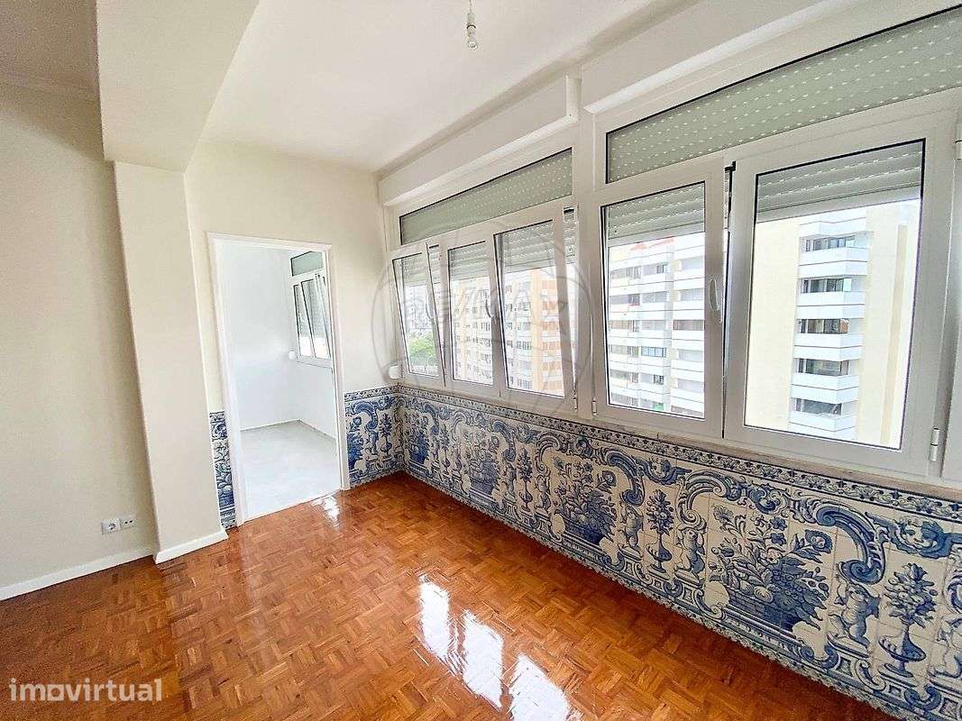Apartamento T2 para arrendamento - Grande imagem: 2/16