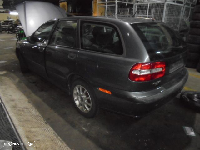 Carro MOT: B4164S2 CXVEL: JH3306   M3P VOLVO  V40 2001 1.6 109CV 5P CINZA GASOLINA - 9