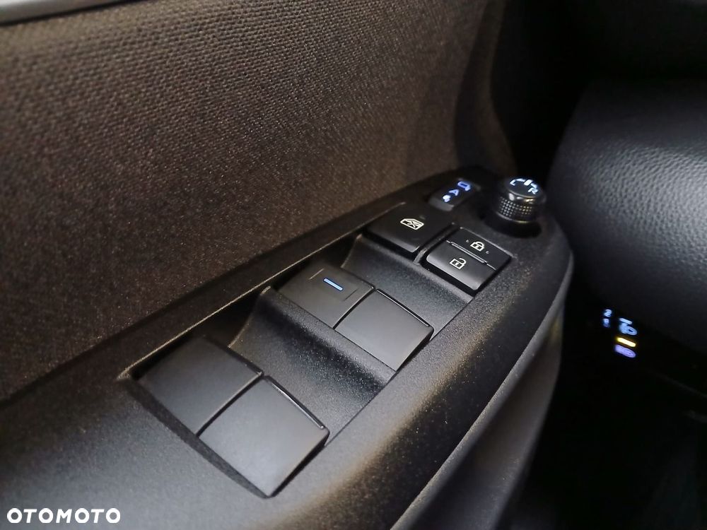 Toyota Yaris Cross Hybrid 1.5 Style - 32