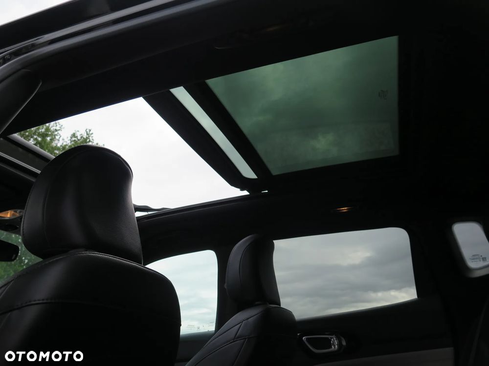 Jeep Compass - 28