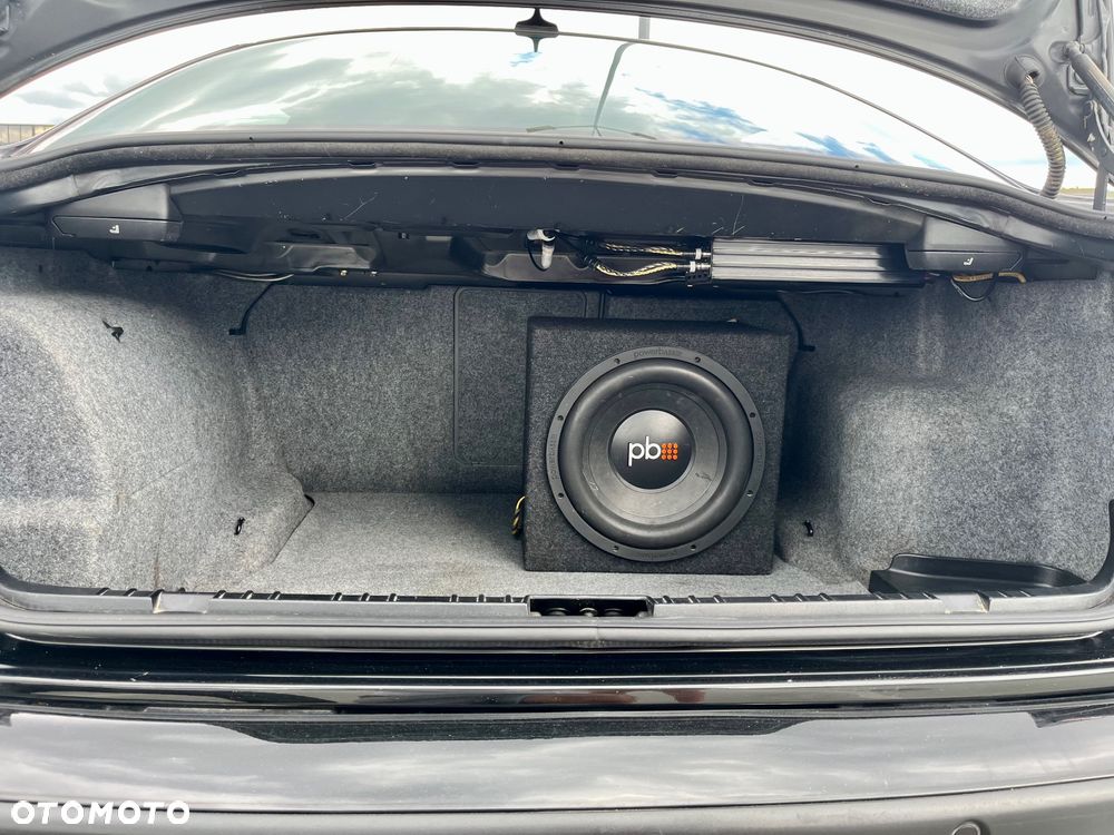 BMW Seria 3 320i - 13