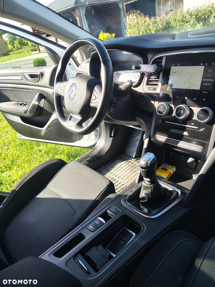 Renault Megane 1.3 TCe FAP Equilibre - 9