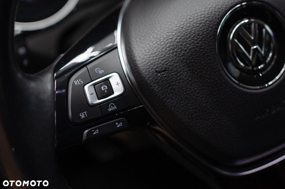 Volkswagen Passat 1.4 TSI BMT ACT Highline - 29