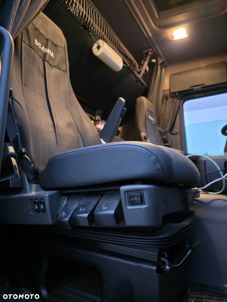 Scania G 360 - 10