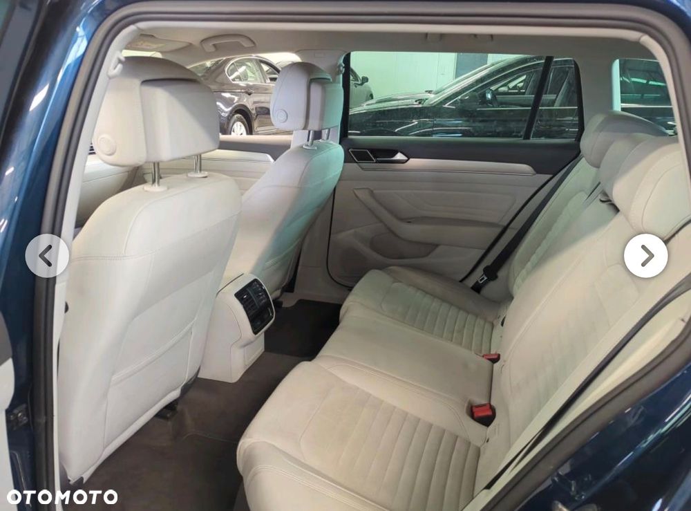 Volkswagen Passat 2.0 TDI EVO Elegance - 7