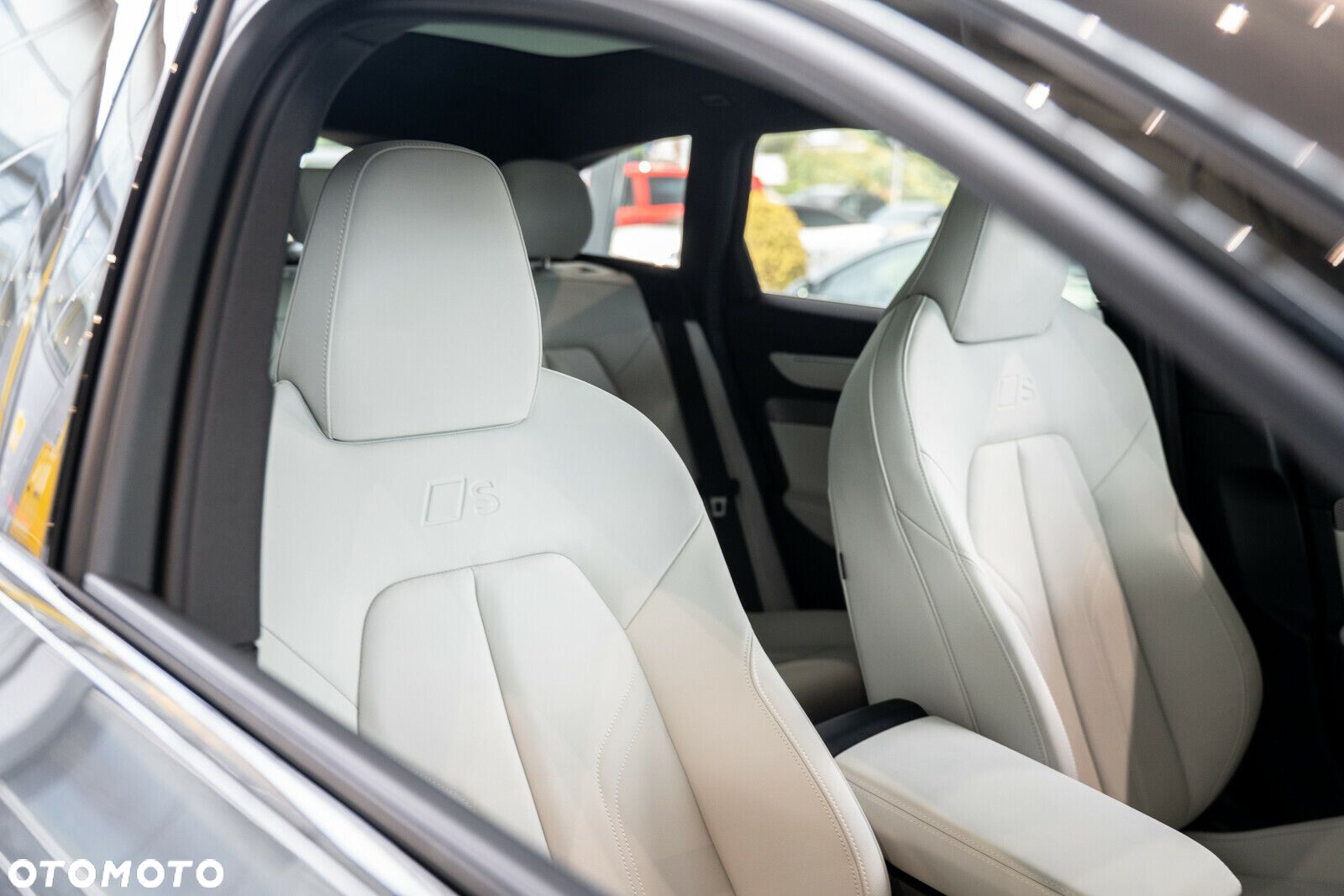 Audi A6 - 5