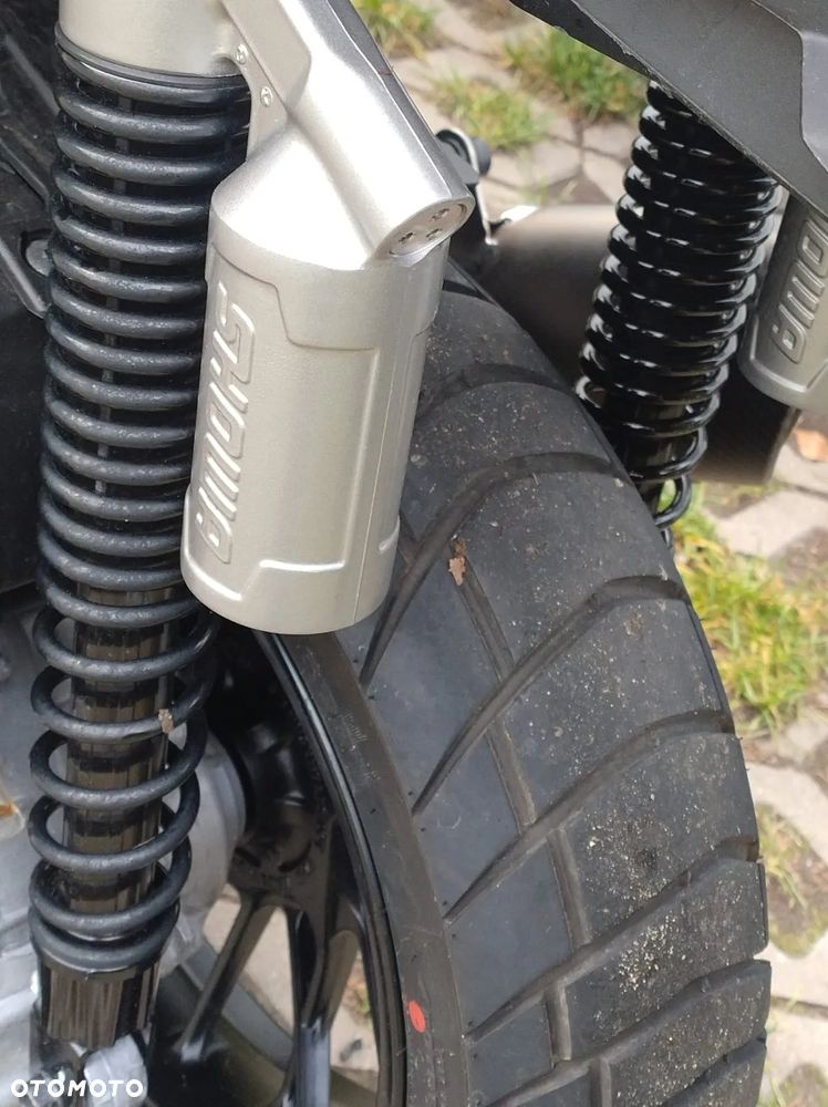 Honda X-ADV - 12