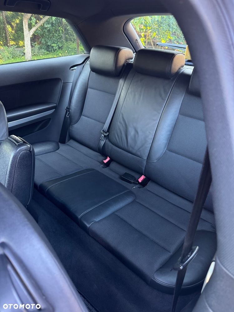 Audi A3 3-drzwiowe 2.0 TDI DPF Ambiente - 8