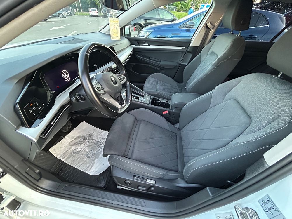 Volkswagen Golf 1.5 eTSI MHEV 150CP DSG Life - 15
