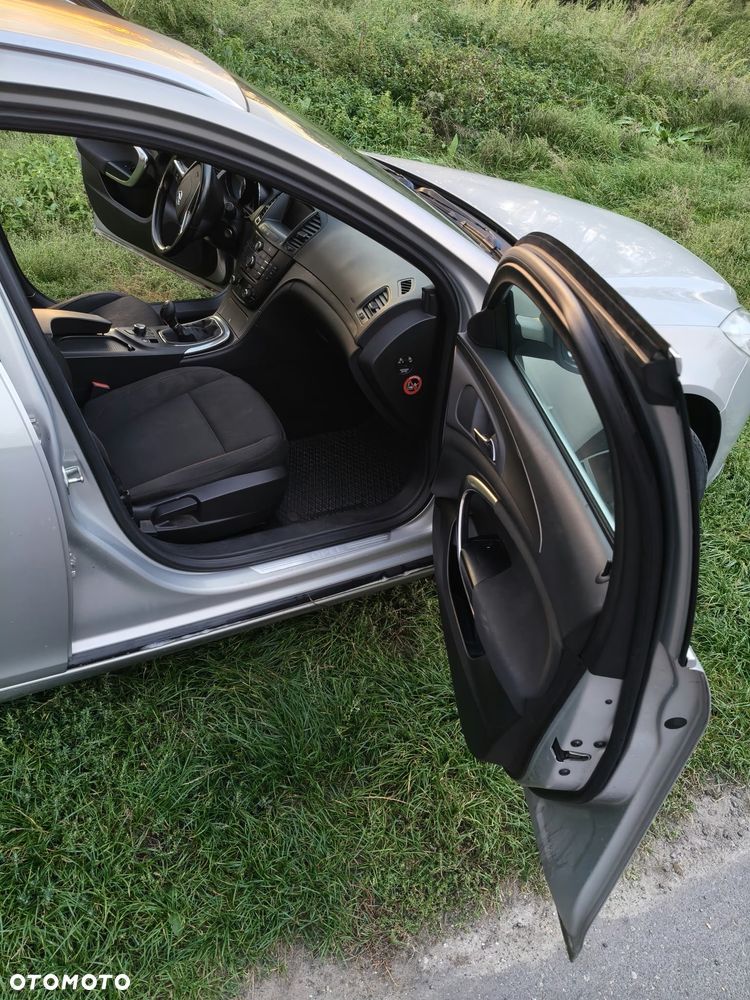 Opel Insignia - 8