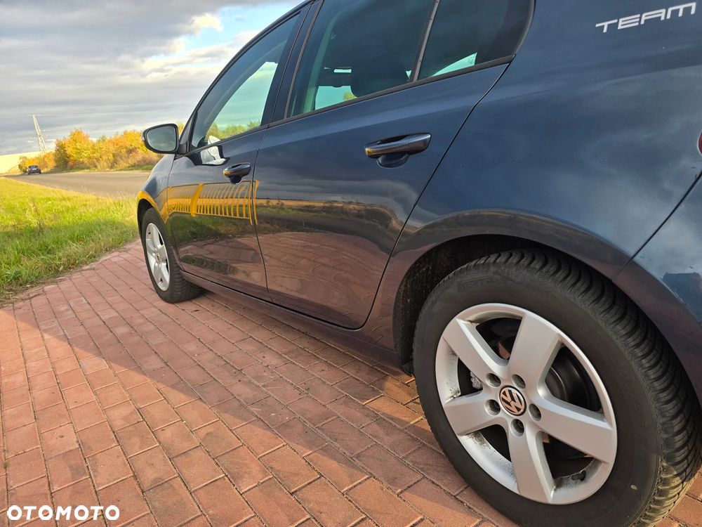 Volkswagen Golf 1.2 TSI Team - 28