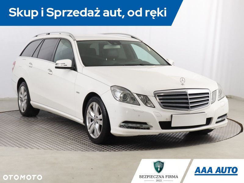 Mercedes-Benz Klasa E - 2