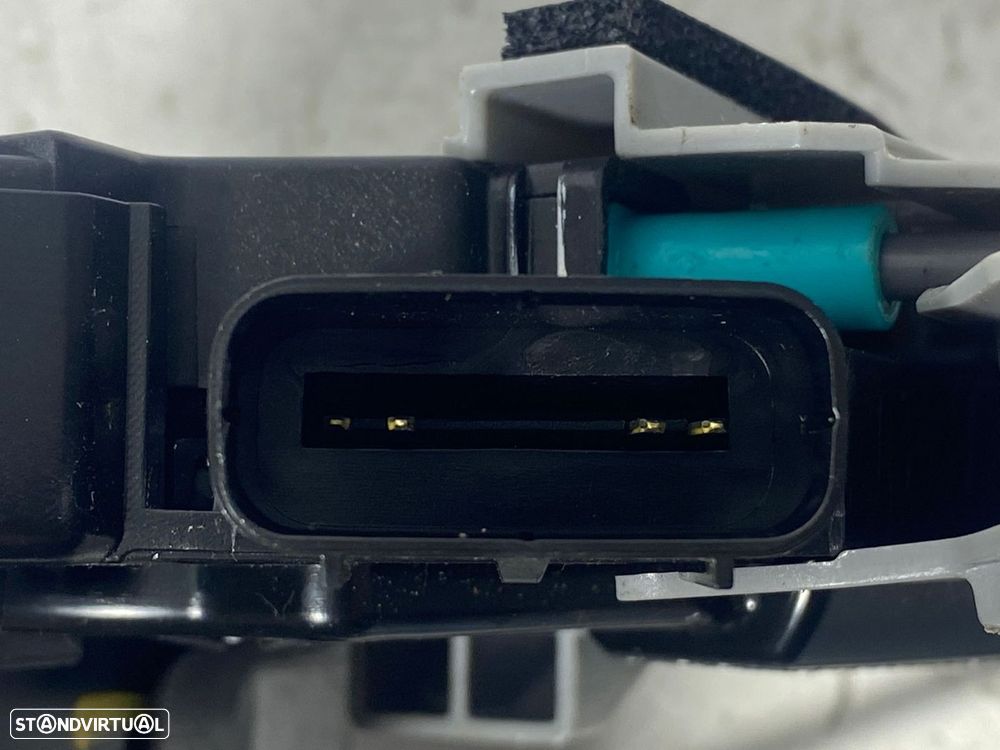 Fecho da porta Esq Trás HYUNDAI i20 III REF. 81410Q0000 - 4