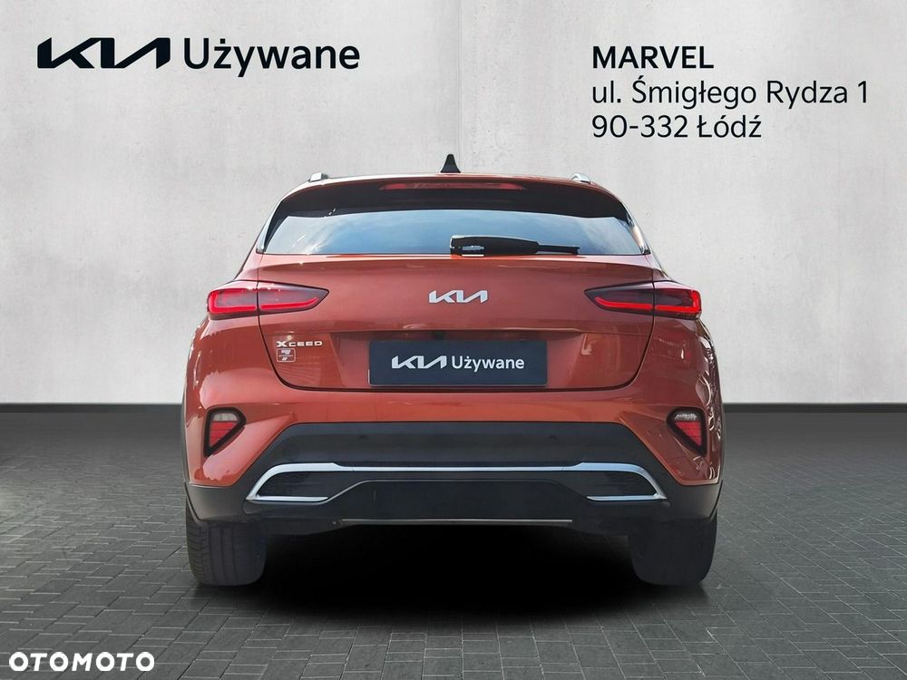 Kia XCeed 1.5 T-GDI Business Line DCT - 4