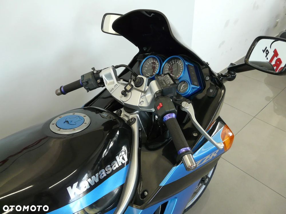 Kawasaki ZZR - 26