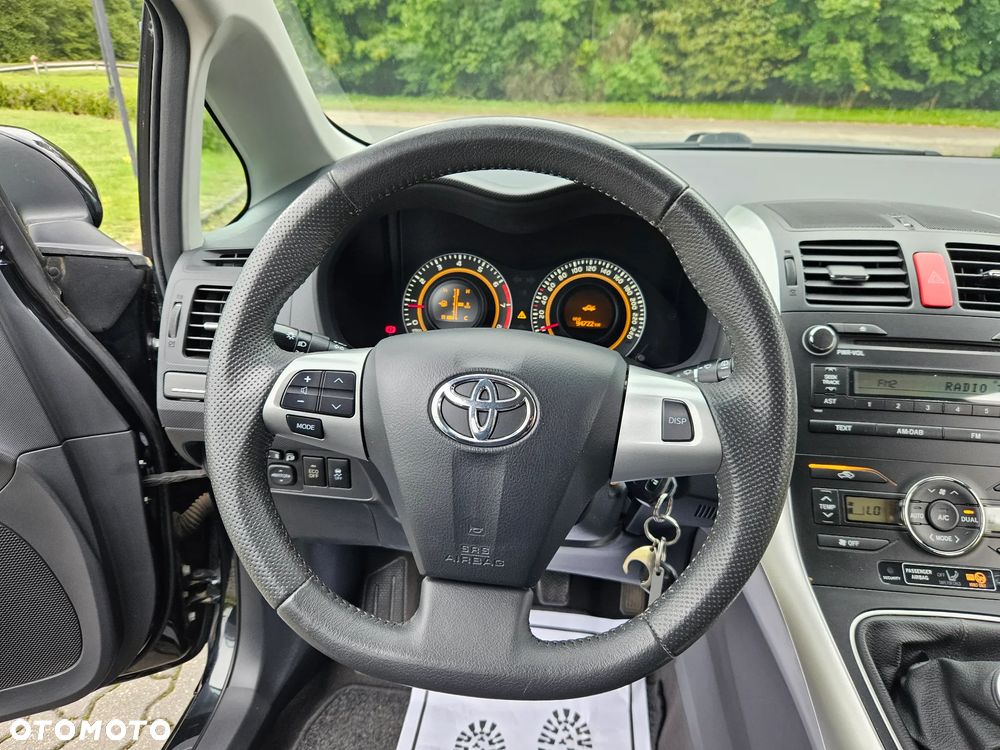 Toyota Auris 1.33 VVT-i Terra Start - 23