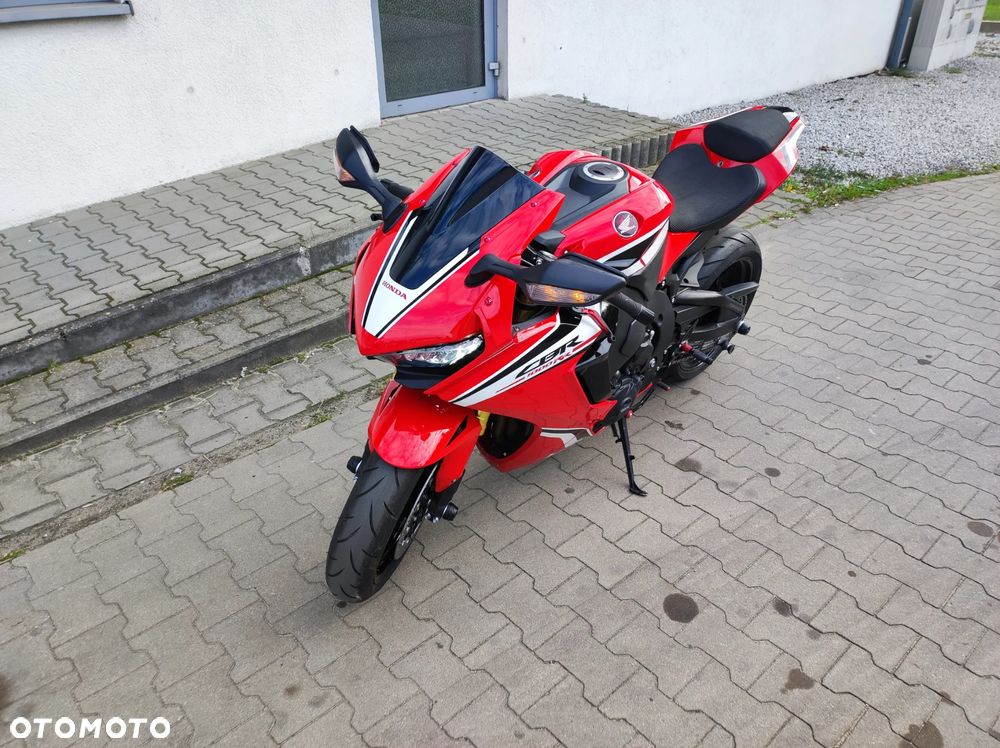 Honda CBR - 14