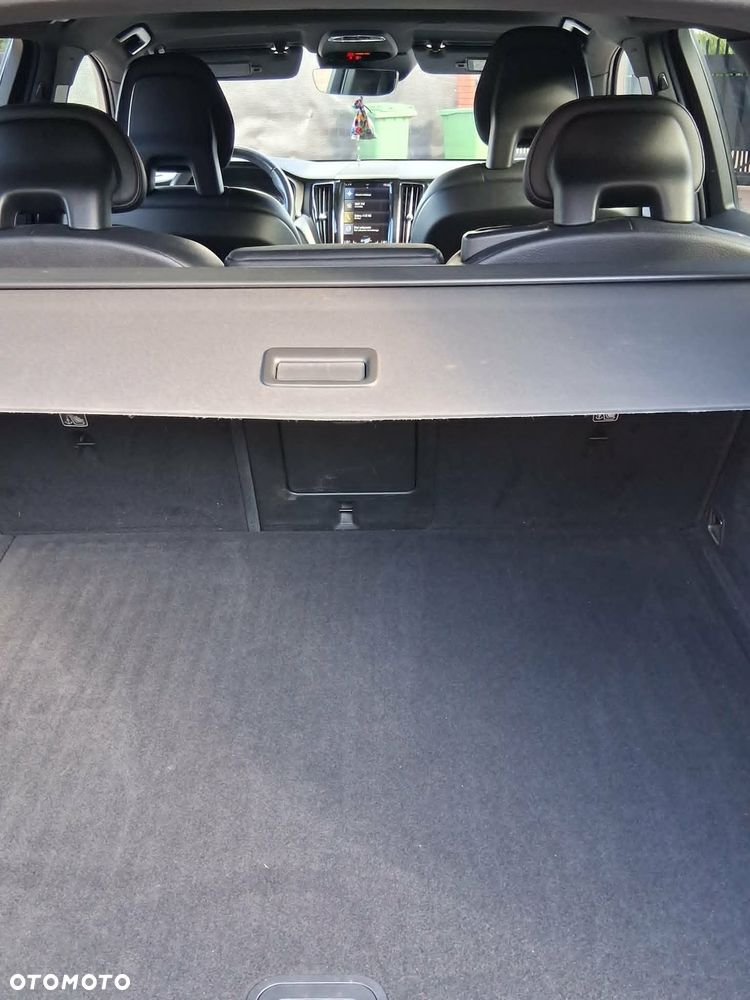 Volvo XC 60 D5 AWD Inscription - 5