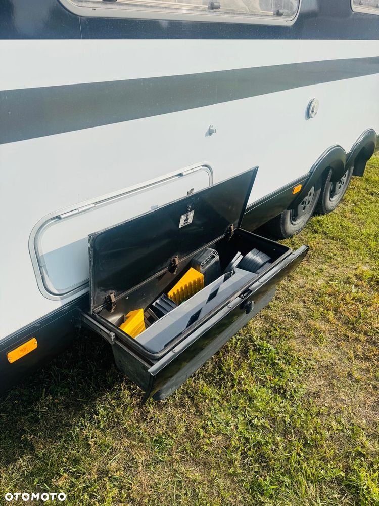 Hymer-Eriba B754 - 25