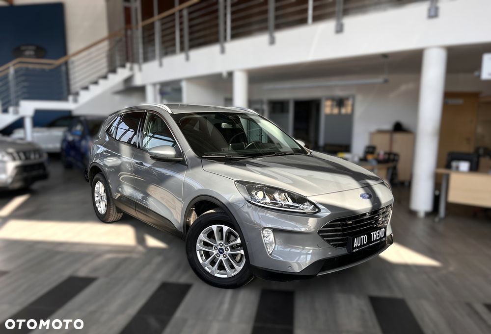 Ford Kuga 2.5 Duratec FHEV 4x4 TITANIUM - 2