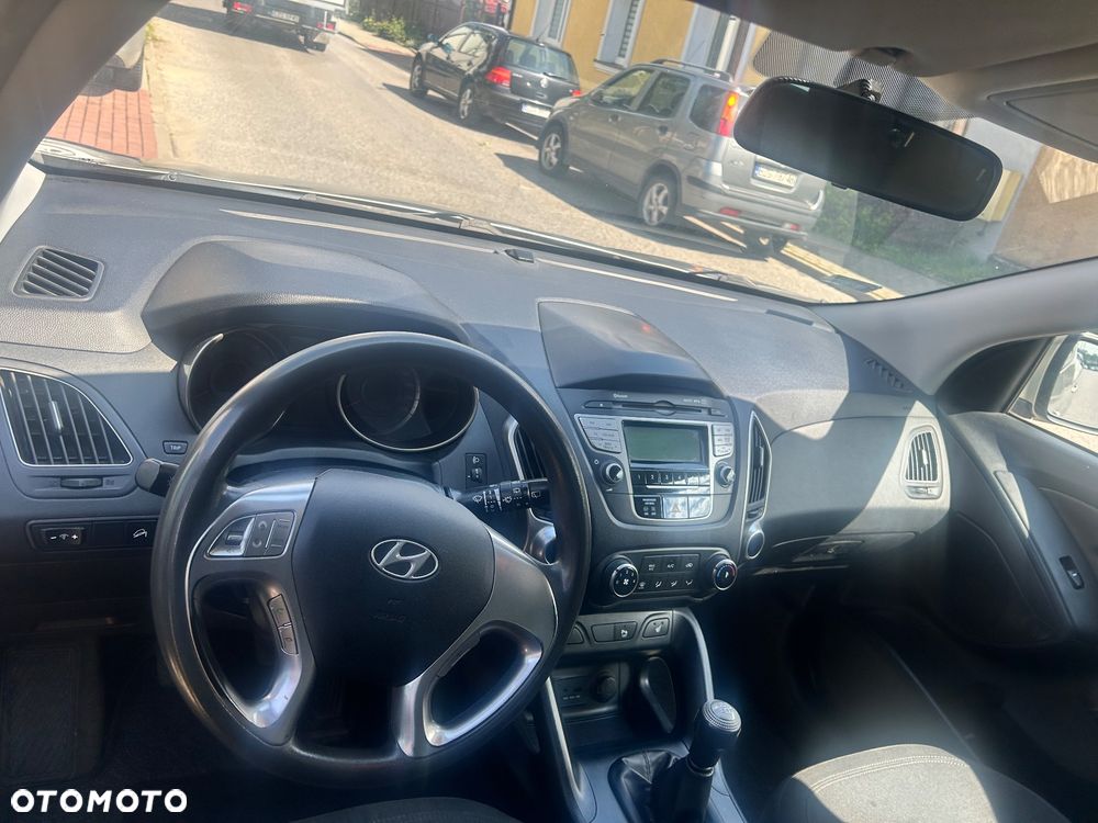 Hyundai ix35 2.0 Classic 2WD - 13