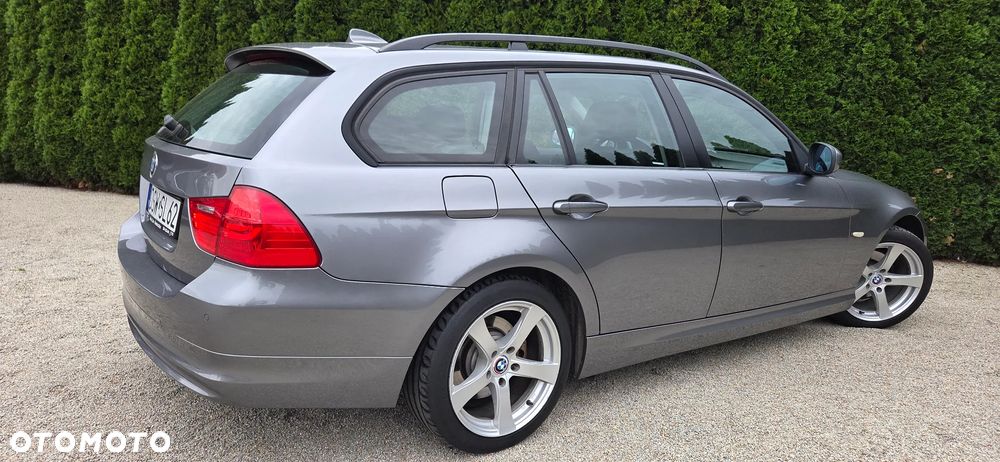 BMW Seria 3 320d - 9
