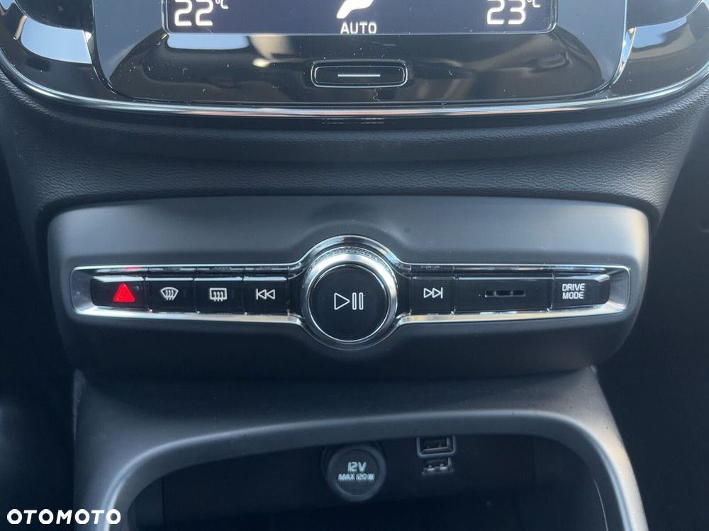 Volvo XC 40 T4 Plug-In Hybrid Inscription Expression Pro - 25