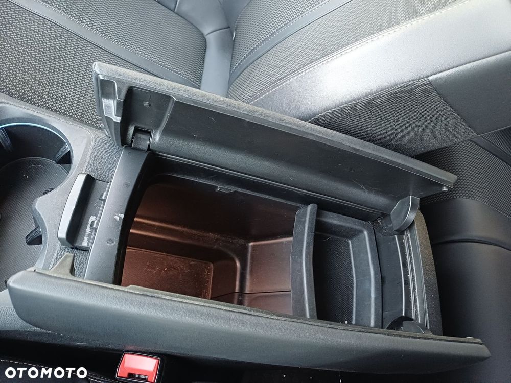 Peugeot 3008 1.5 BlueHDi GT Pack S&S EAT8 - 28