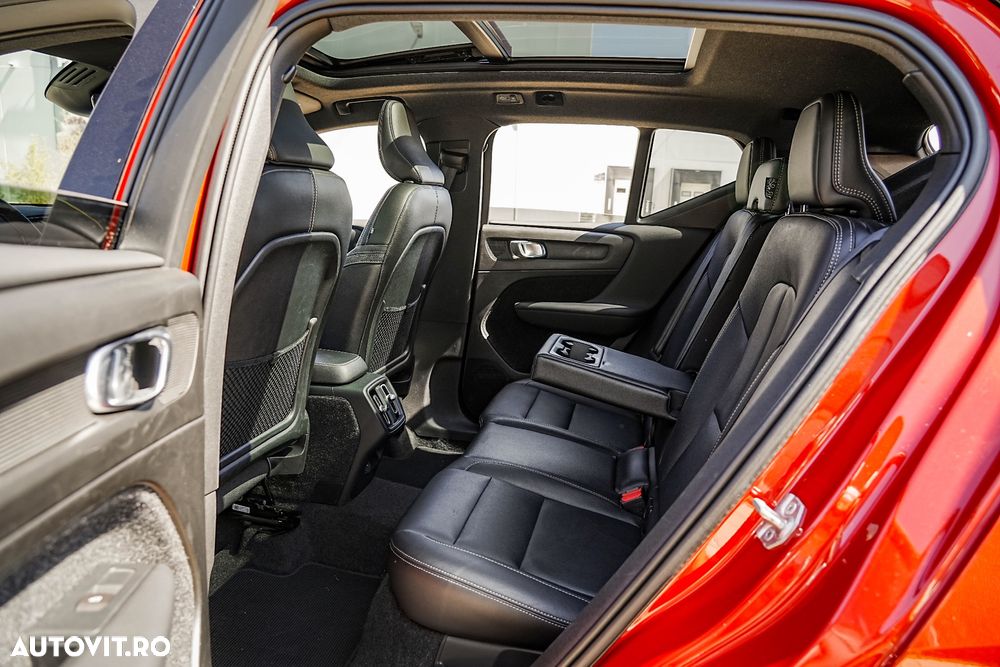 Volvo XC 40 - 24